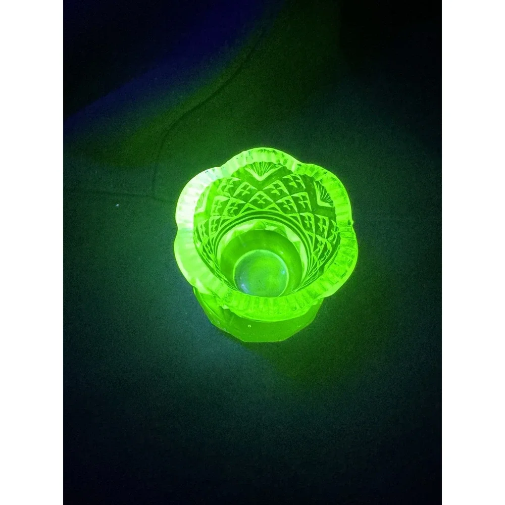 Antique Westmoreland Uranium Glass Green Toothpick Holder EAPG Fan And File #60